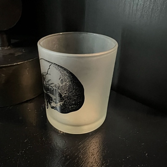 Gothic Skull Votive Candle Holder - Picture 2 of 5